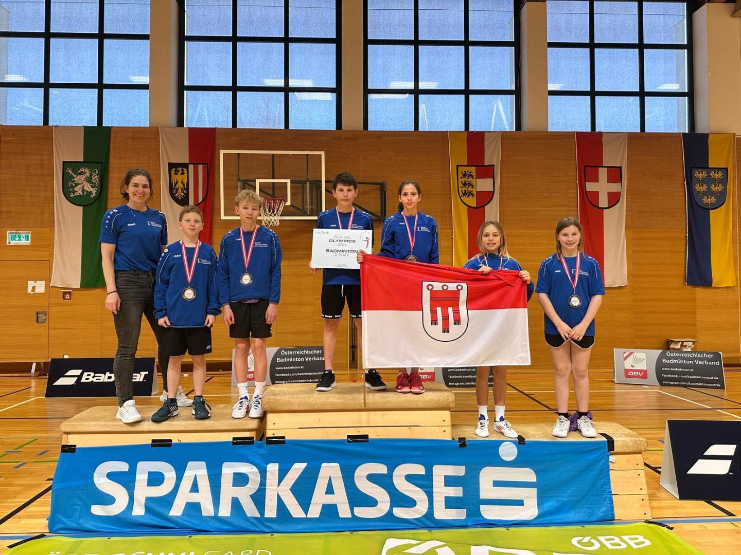 SCHUL OLYMPICS Badminton: Schüler:innen beim Bewerb